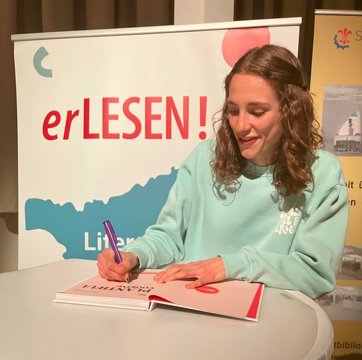 Maya Leinenbach, Autorin, Foodbloggerin, Influencerin und gebürtige Saarländerin, kam auf Einladung von
